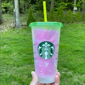Starbucks color changing cup pampering kit